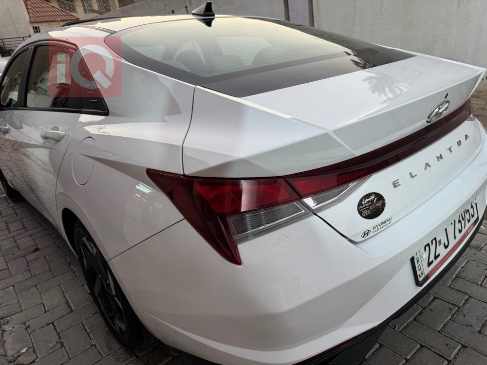 هیوندای ئەلەنترا